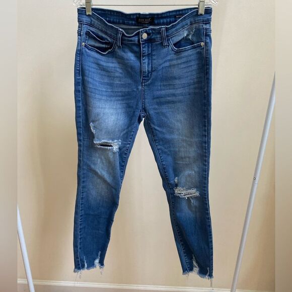 Judy Blue distressed skinny ankle jeans - Picture 2 of 10
